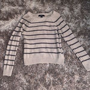 Excellent condition forever 21 sweater